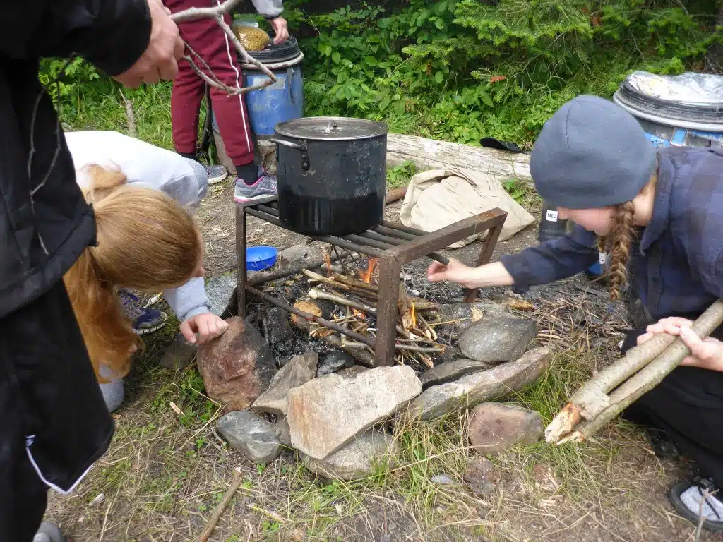 easy canoe trip meals