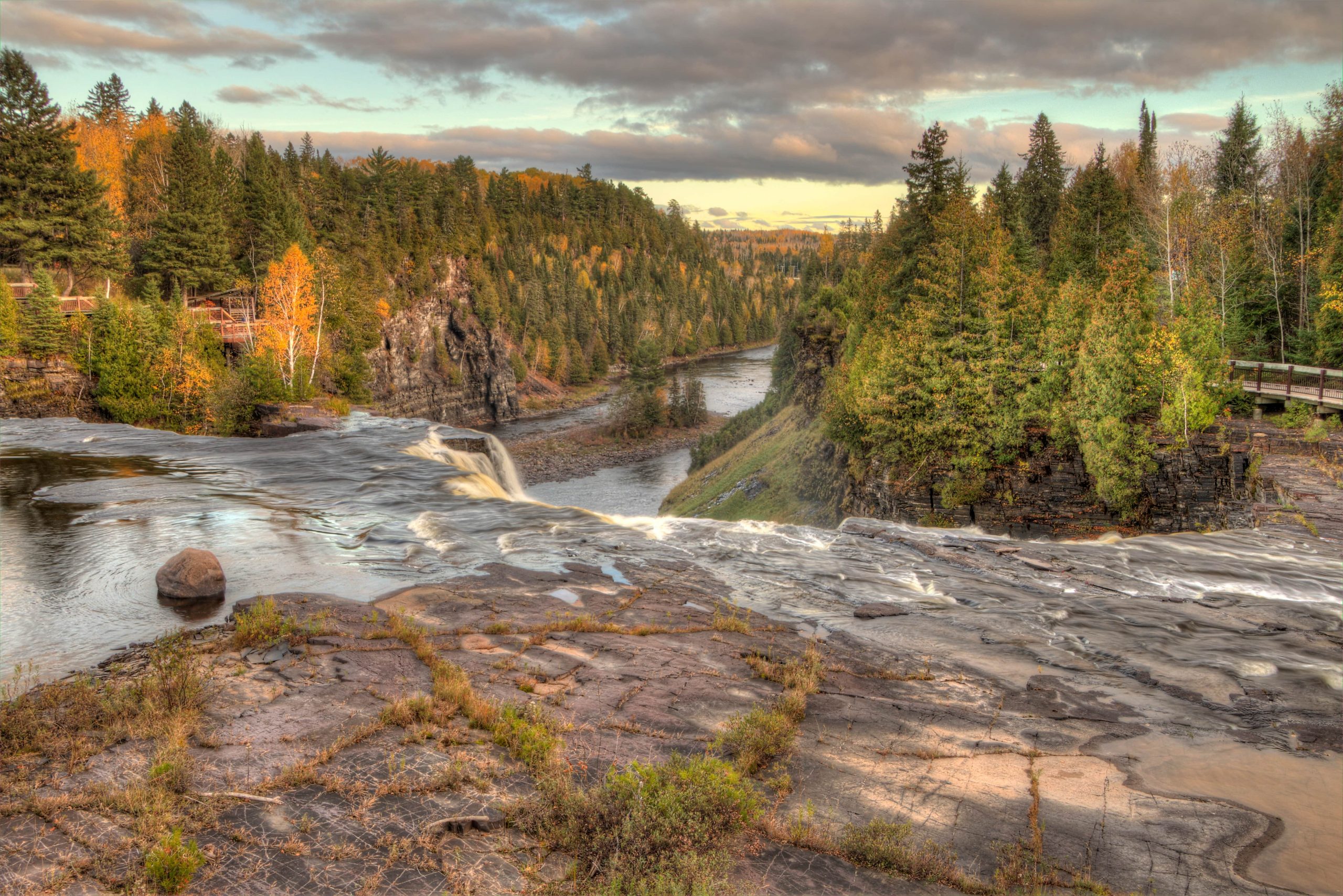22 Best Ontario Provincial Parks for Camping, Hiking and Paddling - Best Provincial Parks In Ontario Kakabeka Falls 1 ScaleD